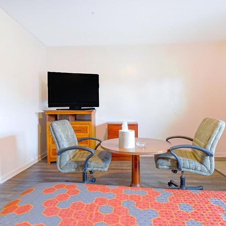 הילסייד Manor Motel By Oyo Near Oak Brook Chicago Westchester מראה חיצוני תמונה