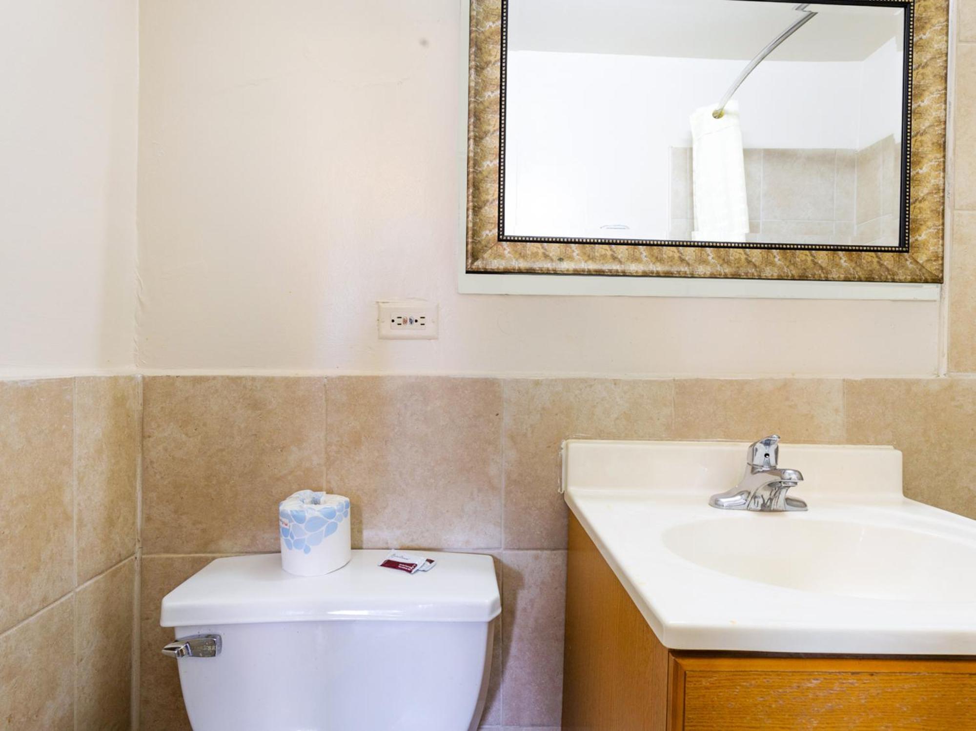 הילסייד Manor Motel By Oyo Near Oak Brook Chicago Westchester מראה חיצוני תמונה