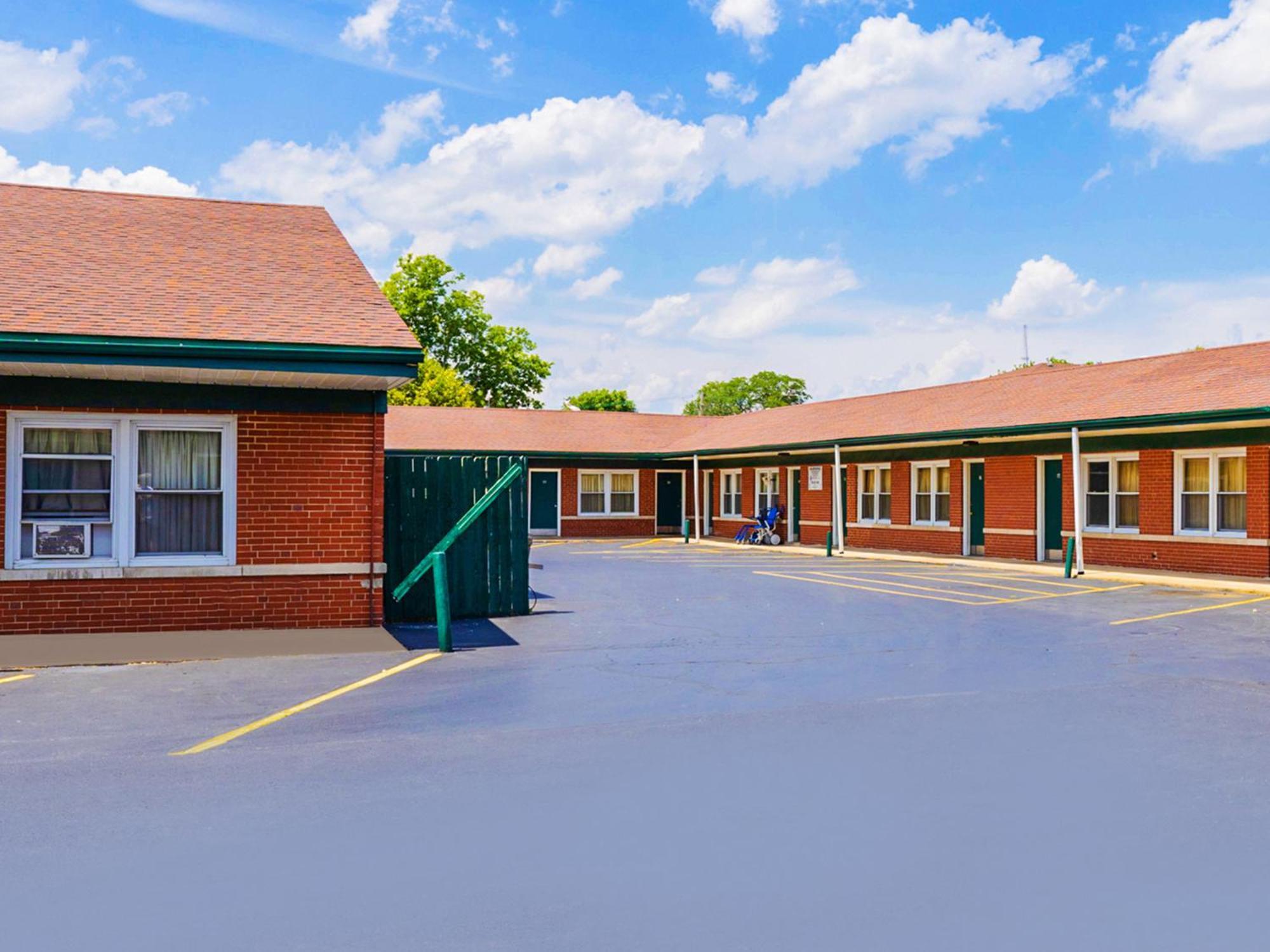 הילסייד Manor Motel By Oyo Near Oak Brook Chicago Westchester מראה חיצוני תמונה